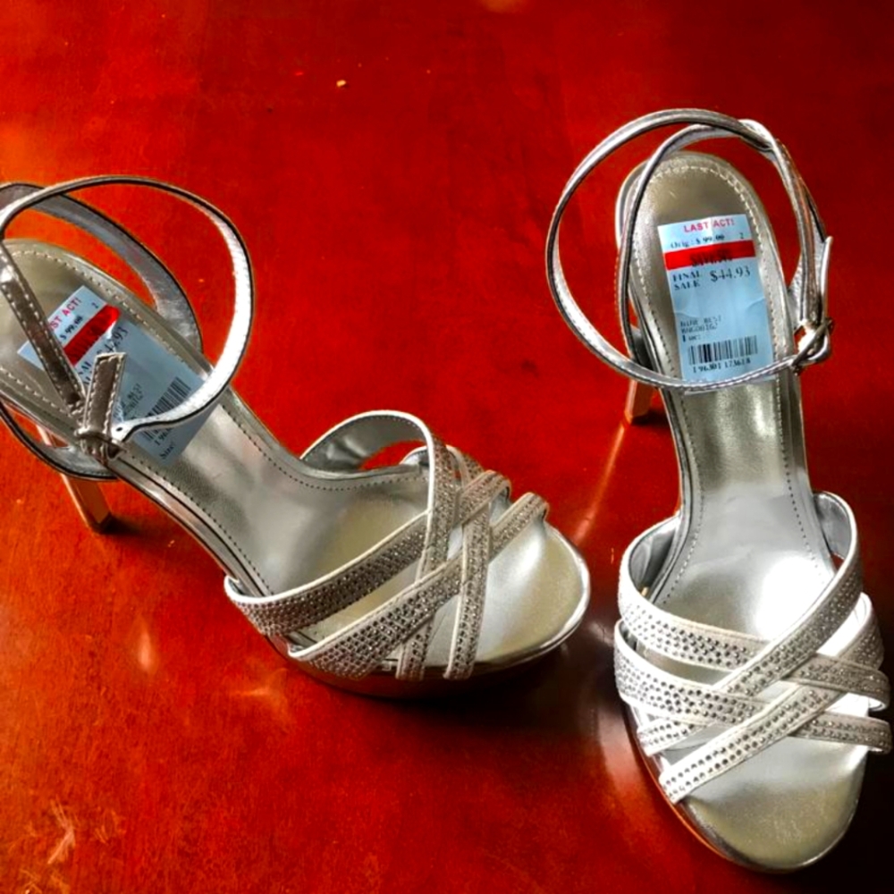 👠Nine west heels 👠 brand new size 8